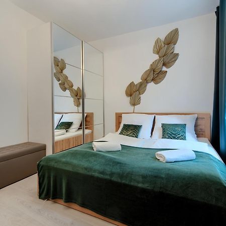 Mhs Family Apartment Old Town غدانسك المظهر الخارجي الصورة